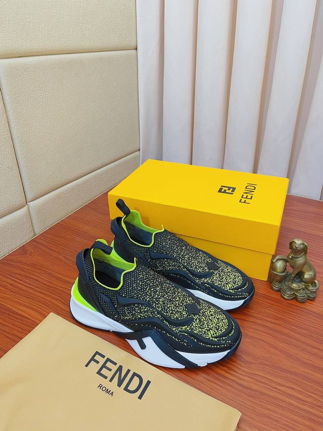 实价 Fendi.芬迪 新款 精品休闲鞋 原版高品质鞋面进口飞织网布拼接制作 真皮内里加厚乳胶鞋垫版型时尚 动感十足原版芬迪舒适大底 简洁大方运动休闲。码数38