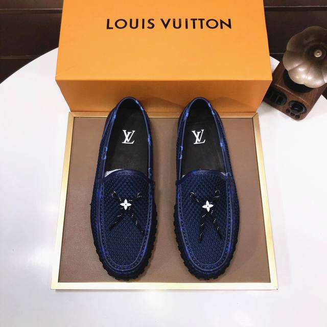 工厂批 Louis Vuitton 原单 新款lv路易威登 * 顶级版本 Lv经典豆豆鞋！选用进口原版单牛皮 原版真皮边条拼接耐磨橡胶大底！高品质精品！码数38