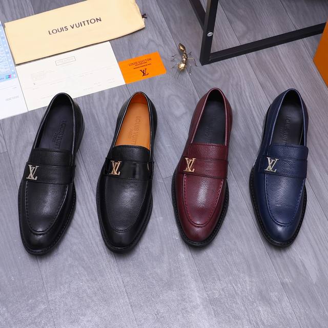 商品商标：Louis Vuitton 路易威登 商务正装皮鞋 正码码数 38-45 商品材料：精选小荔纹牛皮鞋面 羊皮内里 原版大底