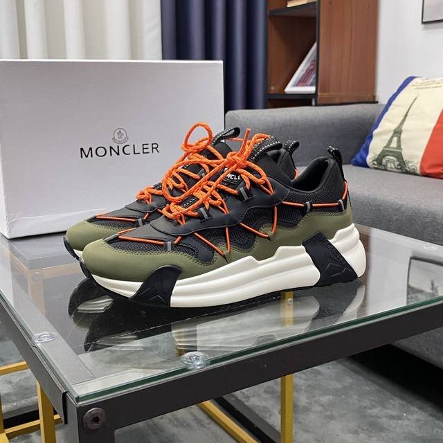 商品商标：Moncler 蒙口 运动鞋 正码码数 38-45 商品材料 鞋面意大利原版进口弹力布，进口羊皮垫，鞋底：原厂特供大底。