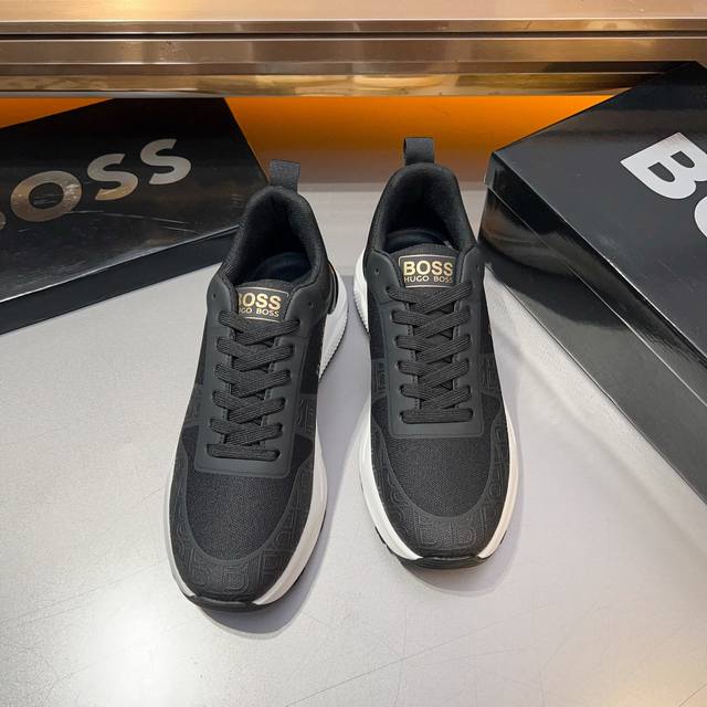 厂价 最新上市品牌:Boss 采用进口材料+原板大底1:1精制而成。上脚特别舒服伟号 码数：38-44 伟