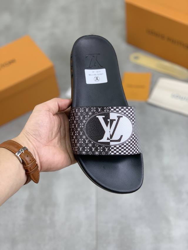 工厂价 实价 原单品质 Louis Vuitton 官网爆款路易威登 Lv男士拖鞋 专柜同步发售 ！意大利进口原版面料 原厂特供原版底 码数：38-45 超多款