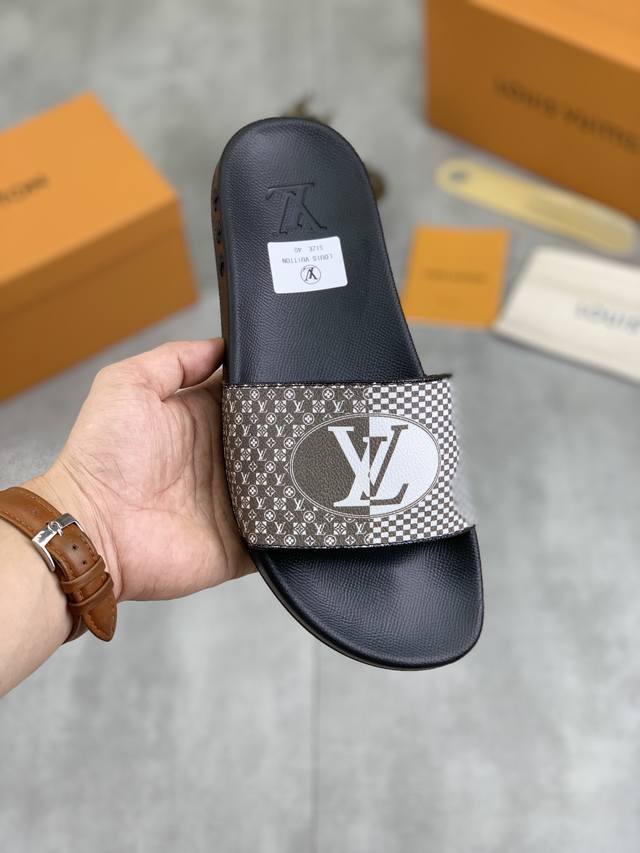 工厂价 实价 原单品质 Louis Vuitton 官网爆款路易威登 Lv男士拖鞋 专柜同步发售 ！意大利进口原版面料 原厂特供原版底 码数：38-45 超多款