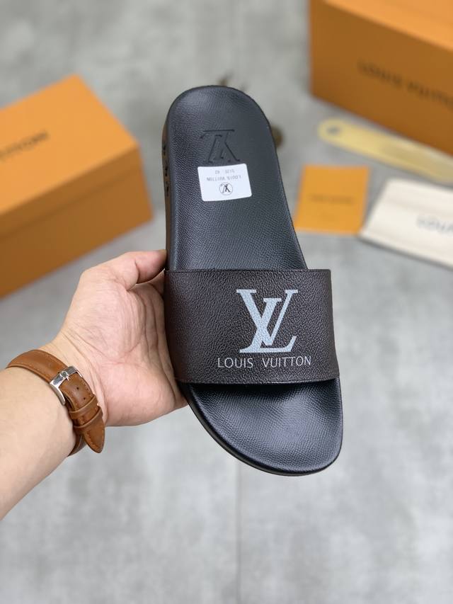 工厂价 实价 原单品质 Louis Vuitton 官网爆款路易威登 Lv男士拖鞋 专柜同步发售 ！意大利进口原版面料 原厂特供原版底 码数：38-45 超多款