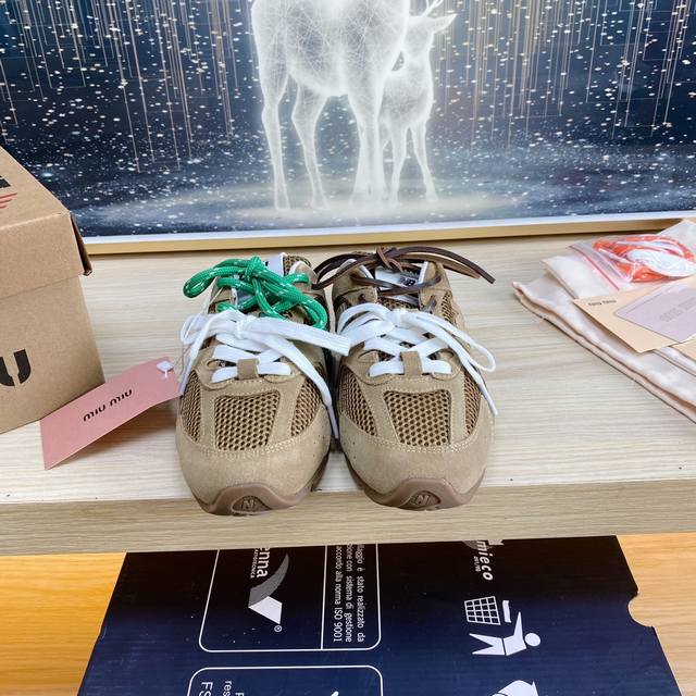 出厂 顶级版本miumiu缪缪情侣款半拖 X New Balance Nb530 休闲 运动鞋 阿甘鞋 德训鞋 原版购入开发做货 Miu Miu X New B