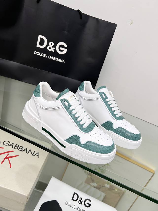 Dg 杜嘉班纳 Size:38-44 45.定做 2024高端版本高质量原单品质 D0Lce & Gabbana 杜嘉班纳 今年的主打款式 没有之一 超火超