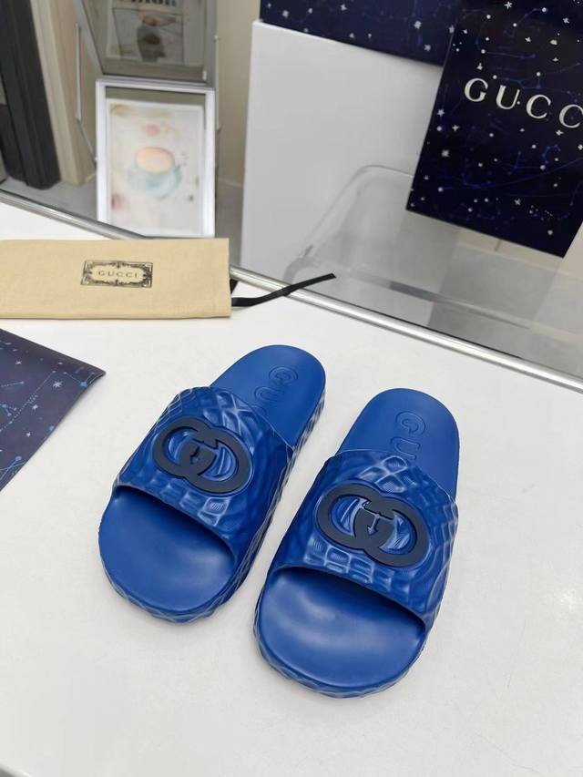 工厂价 Gucci 古驰2024专柜 最新款 官网同步 舒适好搭 夏日必备时尚拖鞋 原版开模 代购版本 私膜大底 全套专柜包装 Size：35-45码