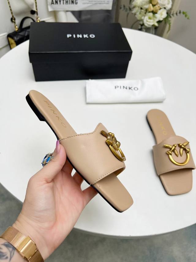 Pinko 新款 面料 牛皮 内里 羊皮，码数 35-42 出厂价 真皮底