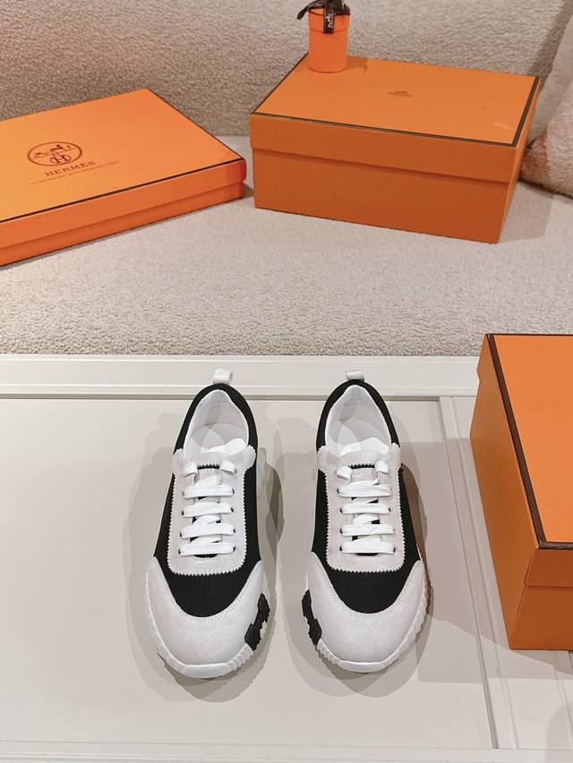 Hermes 皮面 ，情侣款，Size ：码数：35-44 45可订做 Hermes 爱马仕 顶级版本#经典情侣款 休闲运动鞋情侣款休闲之履运动老爹鞋结合高