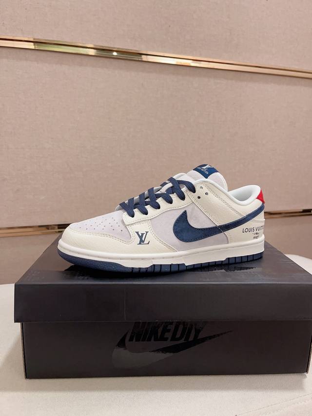 工厂价 会员限定nike Dunk Low By You 专属定制男子运动鞋 Size；36~45 带半码 如今nike Dunk的定制业务在消费者群体中已经越