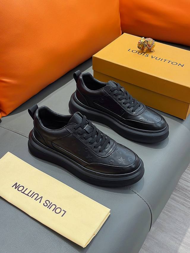 商品名称：Louis Vuitton 路易 威登 正规码数 38-44 休闲鞋 商品材料：精选 牛皮鞋面，柔软羊皮内里；原厂大底。