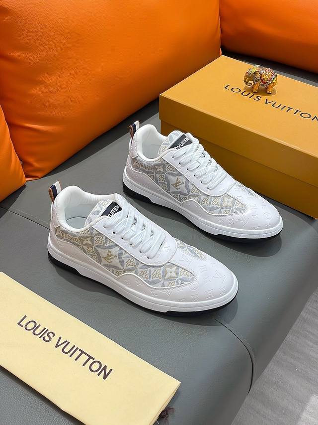 商品名称：Louis Vuitton 路易 威登 正规码数 38-44 休闲鞋 商品材料：精选 牛皮鞋面，柔软羊皮内里；原厂大底。