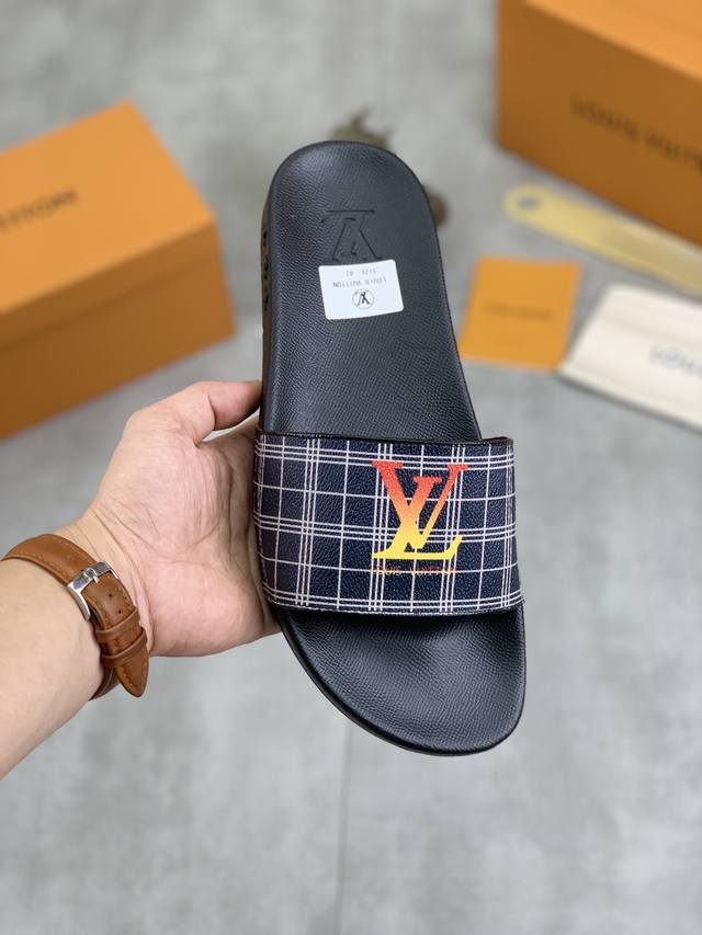 工厂价 实价 原单品质 Louis Vuitton 官网爆款路易威登 Lv男士拖鞋 专柜同步发售 ！意大利进口原版面料 原厂特供原版底 码数：38-45 超多款