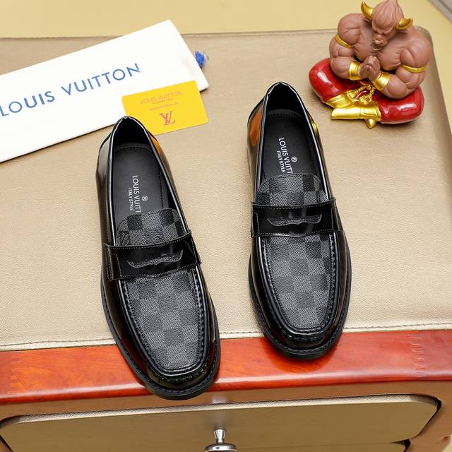 工厂价 Louis Vuitton 新款皮鞋官网原版复制，鞋面采用进口官网1:1材料制作意大利牛皮面，高端内里绝非一般的工艺制造，大厂工艺流程，专为潮男们打造最