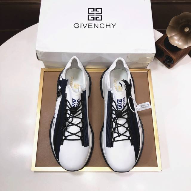 工厂批 Givenchy.纪梵希 专柜同步发售鞋面：意大利进口品牌logo印花布匹 尽显奢华，透气猪皮内里加上双层组合，脚感舒适，鞋底：原厂特供气垫大底，轻便，