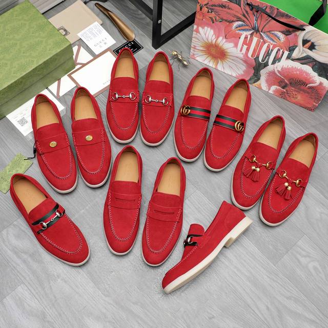 商品商标：Gucci 古驰 皮鞋 正码码数 39-44 38.45.46要订做 不退换 商品材料：精选磨砂牛皮鞋面 水染牛皮内里 橡胶大底