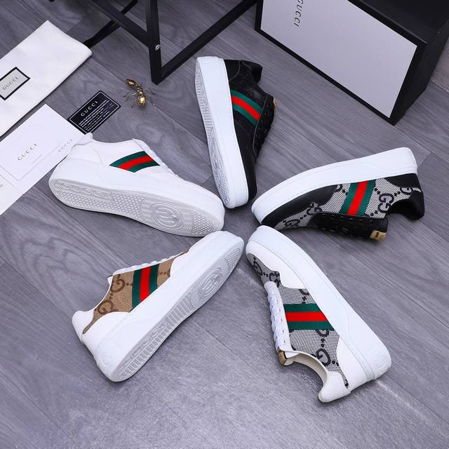 商品商标：Gucci 古驰 休闲板鞋 正码码数: 38-44 商品材料：精选牛皮压花鞋面 透气网内里 原版橡胶大底