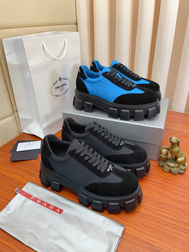 实价： 官网爆款 Prada 普拉达 顶级原单size：38-44Linea Rossa运动系列男鞋，鞋面：原厂进口头层牛皮真皮内里耐磨发.泡大底， 上脚舒适！