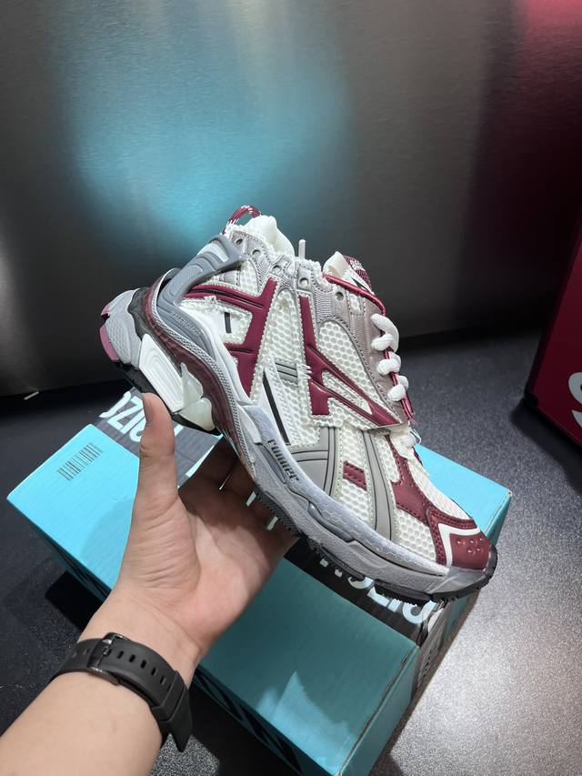 实价 高品质高端货 顶级版本 Balenciaga 巴黎世家runner运动鞋 尺码：35 36 37 38 39 40 41 42 43 44 45 46 不