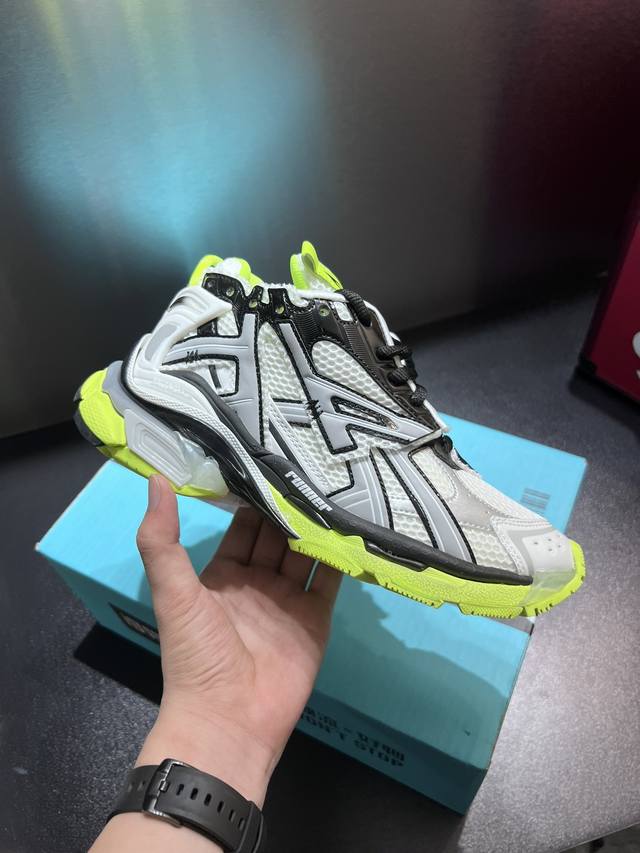 实价 高品质高端货 顶级版本 Balenciaga 巴黎世家runner运动鞋 尺码：35 36 37 38 39 40 41 42 43 44 45 46 不