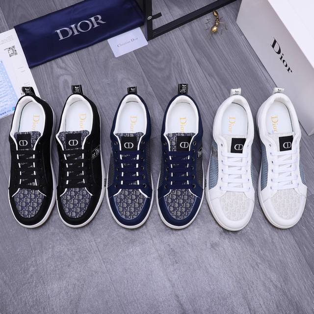 商品商标：Dior 迪奥 休闲板鞋 正码码数: 38-44 商品材料：精选牛皮拼接鞋面 皮内里 原版大底