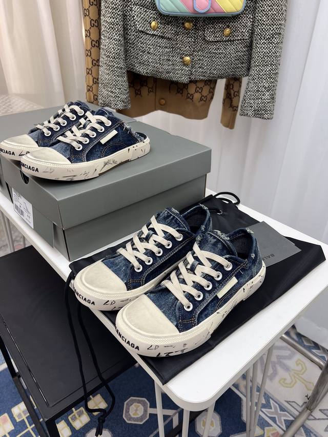 Balenciaga 代购级别 巴黎世家脏脏鞋 全新paris休闲复古牛仔硫化帆布鞋 牛仔半拖必入 鞋头的字母logo设计很戳我 特别爱的丹宁元素， 拿它搭啥不