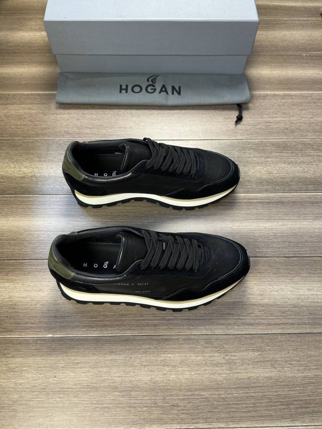 工厂价 Hogan 霍根 -高端品质 原单 -鞋面：进口纳帕小牛皮、反绒小牛皮、鞋身丝印品牌图腾、后跟空压品牌logo -内里：水染牛皮 -大底：超轻耐磨绒 橡