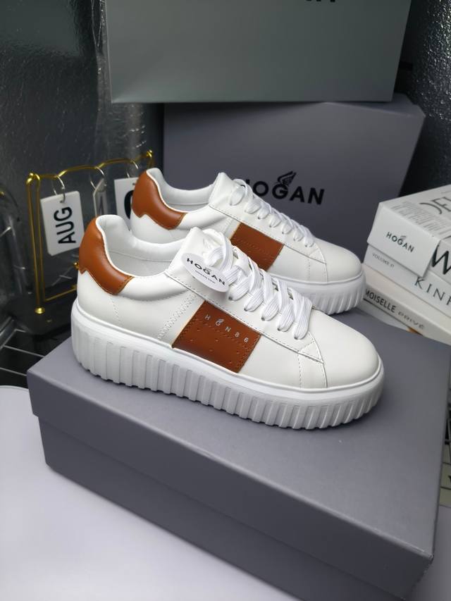 Hogan P: 情侣款,Size:女35-40.男39-44 .45定做 Hogan 霍根n86最新饼干鞋，厚底鞋，飞艇鞋，情侣款运动鞋~~ 小红书打卡款~~