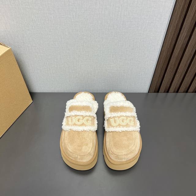 出厂: 独家顶级版本 Ugg~24Vs秋冬爆款松糕厚底休闲毛鞋系列 松糕厚底毛鞋 一款不会撞衫的鞋子、简约的隔板设计上斑点的大底、鞋面真丝卷毛、秋冬季必备款、无