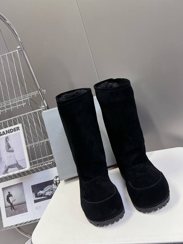 男装20 Balenciaga巴黎世家滑雪系列skiwear最新款情侣款高中低阿拉斯加雪地靴 正品购入开发 完美复刻 设计师推出探索时尚界对于原创与挪用的概念、