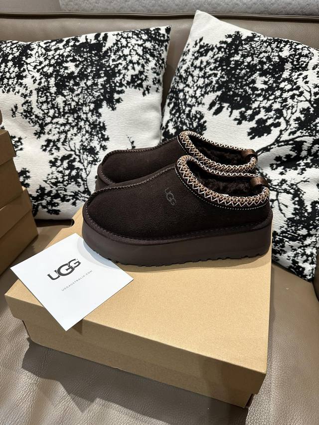 工厂价 Ugg 羊毛雪地靴 情侣 35-44码 厚底