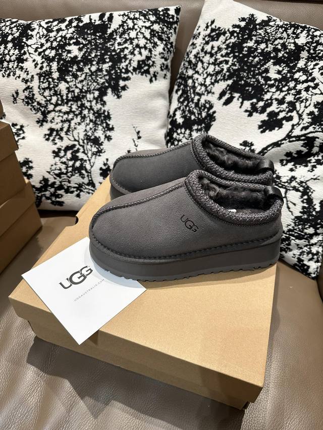 工厂价 Ugg 羊毛雪地靴 情侣 35-44码 厚底