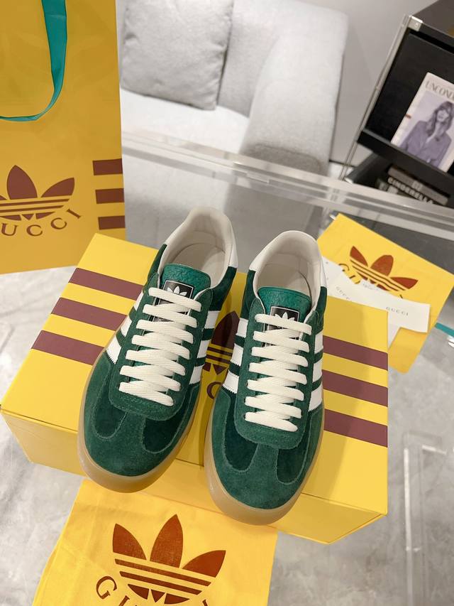 全新升级 Gucci X Adidas 联名款 23Ss 时装周走秀款 唯一正确顶级版本德训鞋全球火爆程度全网最高版本贡献情侣款首发 码数:35-46 45.4