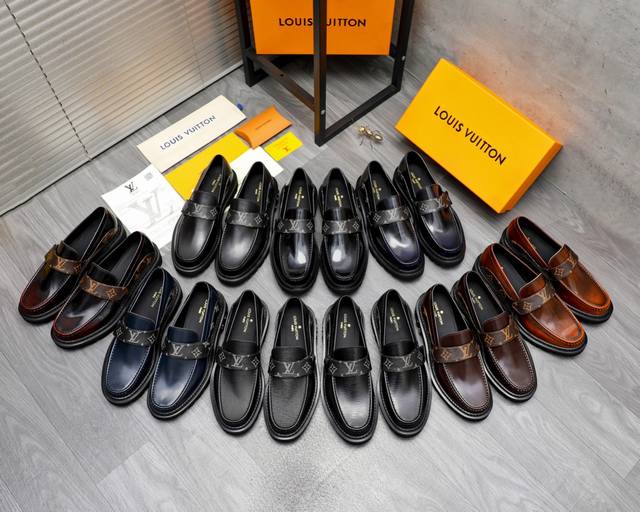 商品商标：Louis Vuitton 路易威登 休闲套脚皮鞋 正码码数: 39-44 38.45.46订做不退换 商品材料：精选 头层珠光牛皮拼接鞋面 牛皮内里