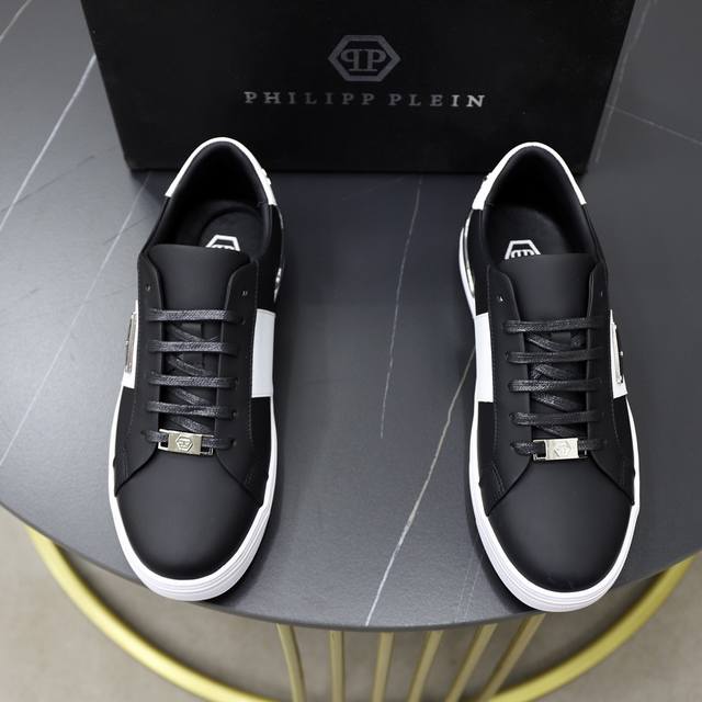 出厂价： Philipp Plein-菲利普普来因size：38-44 45定制 普来因男鞋要好货的看过来，专柜啥样我啥样，从皮料到细节，堪称精品！请用心感受德