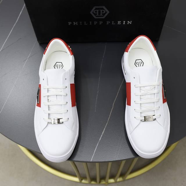 出厂价： Philipp Plein-菲利普普来因size：38-44 45定制 普来因男鞋要好货的看过来，专柜啥样我啥样，从皮料到细节，堪称精品！请用心感受德