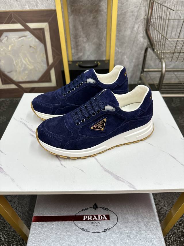 Prada-普拉达 顶级版本，套楦工艺，油边工艺，面料：高档牛皮。38–44 45订做不退换 X5