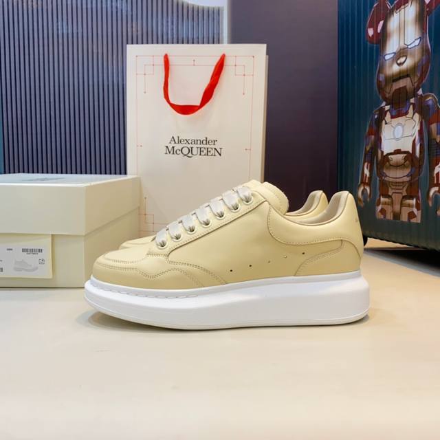 Alexander Mcqueen 情侣款 P: 女款少10 Size： 女35-40男39-45 女40.男45 订做 Alexander Mcqueen麦昆