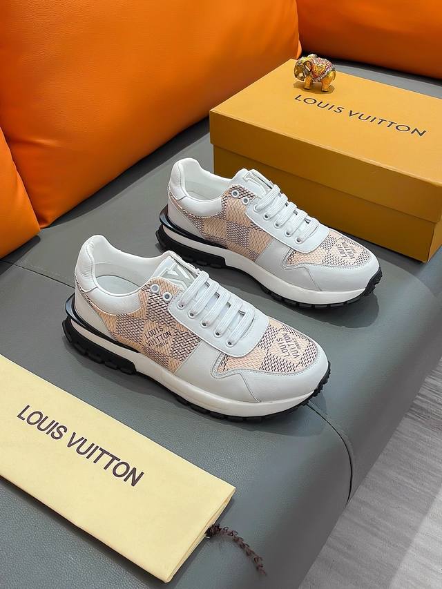 商品名称：Louis Vuitton 路易 威登 正规码数: 38-44 休闲鞋 商品材料：精选 牛皮鞋面，柔软羊皮内里；原厂大底。