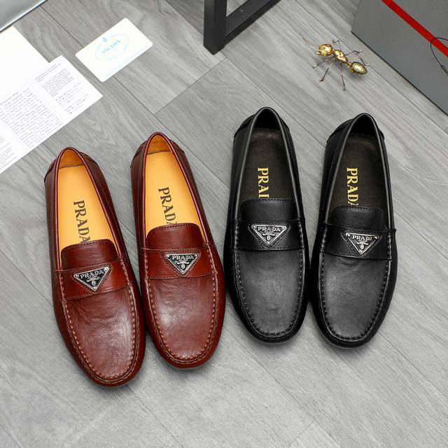 商品商标：Prada 普拉达 休闲套脚鞋 正码码数: 38-45 商品材料：精选 头层牛皮鞋面 猪皮内里 原版大底