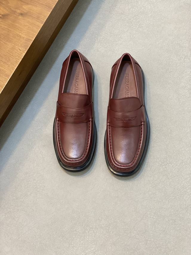 Ferragamo 顶级p: Size:38-44 45.定做 菲拉格慕 男神增高套脚底皮鞋系列专柜同步发售原厂配置，意大利进口原版牛皮面料，经典版面绅士大方，