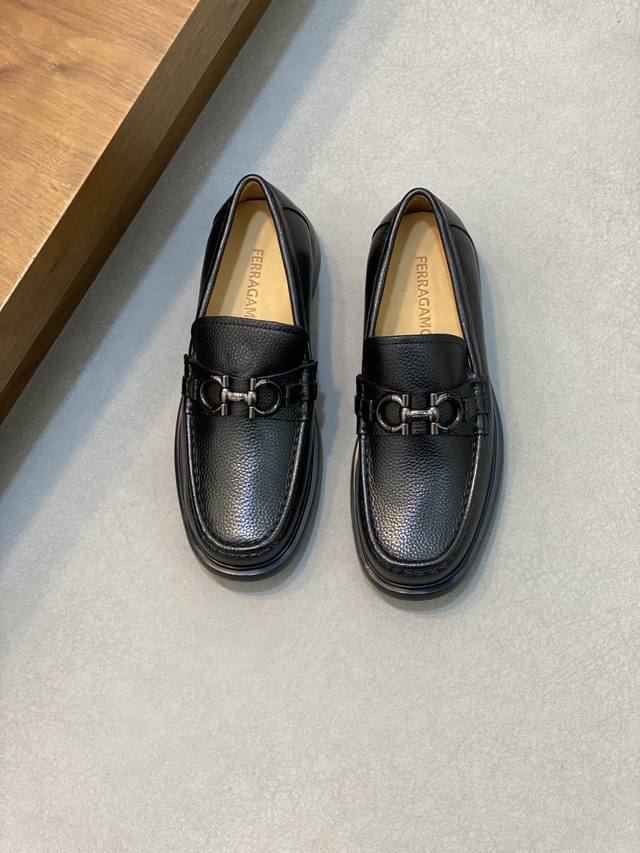 Ferragamo 顶级p: Size:38-44 45.定做 菲拉格慕 男神增高套脚底皮鞋系列专柜同步发售原厂配置，意大利进口原版牛皮面料，经典版面绅士大方，