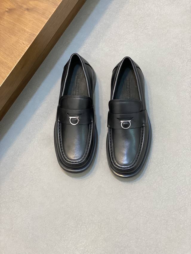 Ferragamo 顶级p: Size:38-44 45.定做 菲拉格慕 男神增高套脚底皮鞋系列专柜同步发售原厂配置，意大利进口原版牛皮面料，经典版面绅士大方，