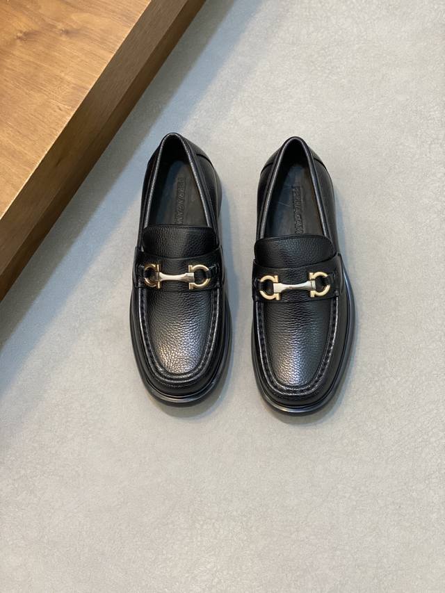 Ferragamo 顶级p: Size:38-44 45.定做 菲拉格慕 男神增高套脚底皮鞋系列专柜同步发售原厂配置，意大利进口原版牛皮面料，经典版面绅士大方， - 点击图像关闭