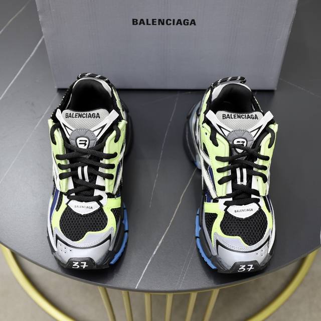 出厂价： 高品质高端货 顶级版本 Balenciaga 巴黎世家runner运动鞋 尺码：35 36 37 38 39 40 41 42 43 44 45 46