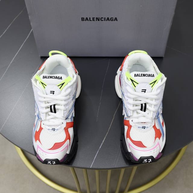 出厂价： 高品质高端货 顶级版本 Balenciaga 巴黎世家runner运动鞋 尺码：35 36 37 38 39 40 41 42 43 44 45 46