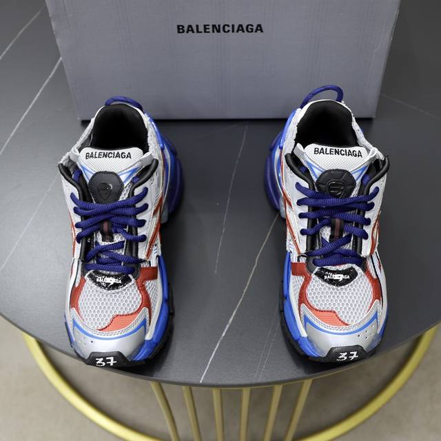 出厂价： 高品质高端货 顶级版本 Balenciaga 巴黎世家runner运动鞋 尺码：35 36 37 38 39 40 41 42 43 44 45 46