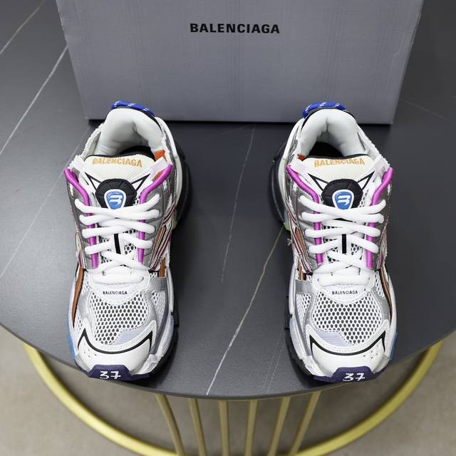 出厂价： 高品质高端货 顶级版本 Balenciaga 巴黎世家runner运动鞋 尺码：35 36 37 38 39 40 41 42 43 44 45 46