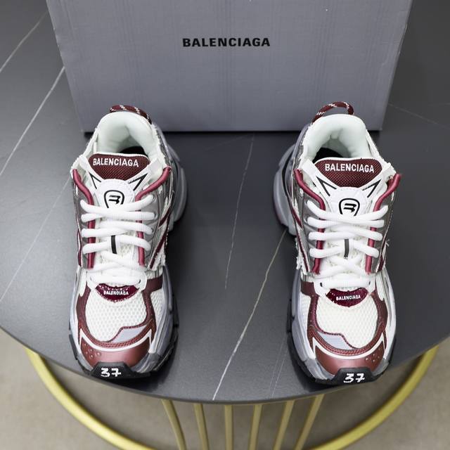 出厂价： 高品质高端货 顶级版本 Balenciaga 巴黎世家runner运动鞋 尺码：35 36 37 38 39 40 41 42 43 44 45 46