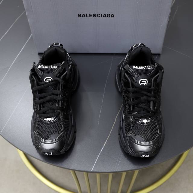 出厂价： 高品质高端货 顶级版本 Balenciaga 巴黎世家runner运动鞋 尺码：35 36 37 38 39 40 41 42 43 44 45 46